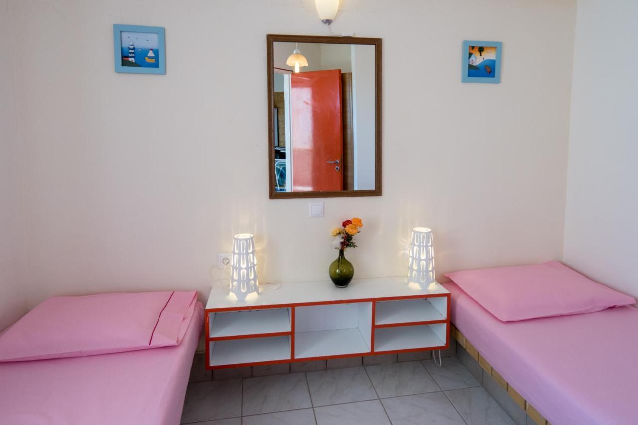 Casa Cicale Apartment ปอร์โตเฮลี ภายนอก รูปภาพ
